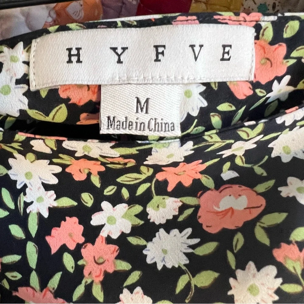 Floral set - Picture 2 of 4